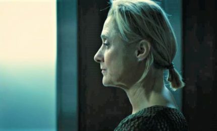 The elevator, thriller psicologico italiano con Caroline Goodall