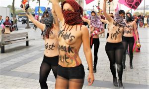 Femen-Parigi001-1000x600