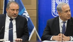 Avigdor Lieberman e Benjamin Netanyahu