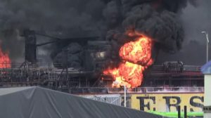 Petroliera in fiamme in Sud Corea, 18 feriti