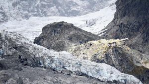 monte-bianco-un-radar-sul-ghiacciaio-planpincieux-