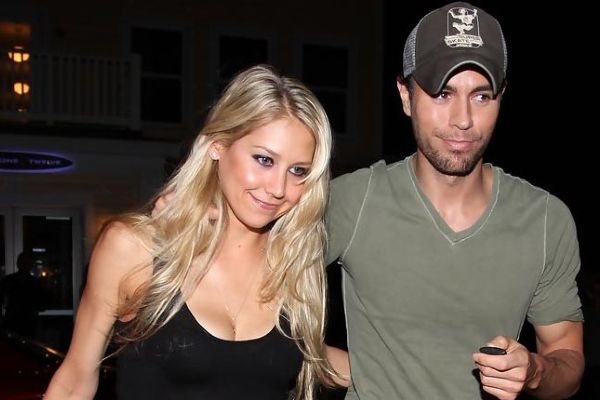 Enrique Iglesias e Anna Kournikova