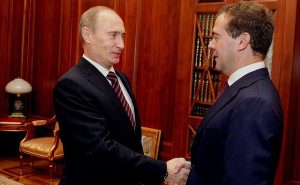 Vladimir Putin e Dmitri Medvedev