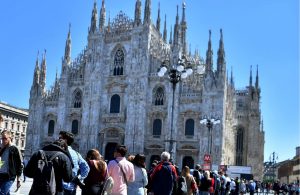 milano_duomo_gente2_fg_3-4-4267317286