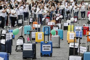 Coronavirus - Phase 2 - Travel agencies holders protest in Rome