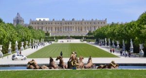 reggia-di-versailles-600x319