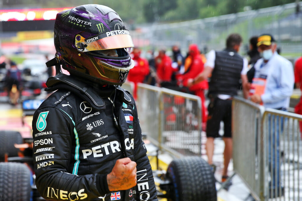 Hamilton in pole, Vettel quinto e Leclerc sesto