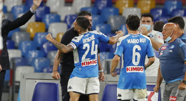 Napoli-Lazio 5-2, pokerissimo per la Champions