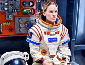 away-hilary-swank-astronauta-viaggio-marte-trailer-nuova-serie-netflix-v3-462366-720x720