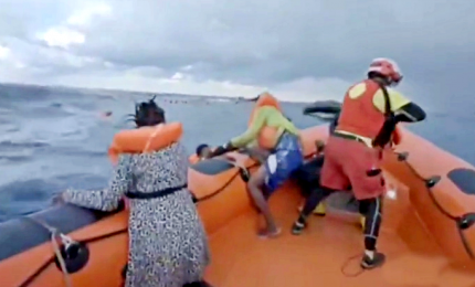 Video-shock del naufragio, il disperato grido della madre di Joseph: "Ho perso mio figlio"