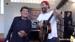 L'inossidabile Gianni Morandi giovanotti