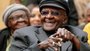 L'arcivescovo sudafricano Desmond Tutu