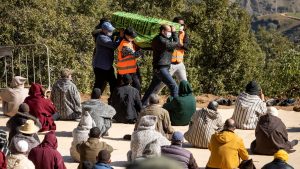 Marocco, l'ultimo addio al piccolo Rayan morto in un pozzo