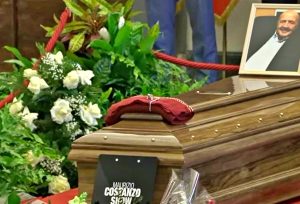 funerali-maurizio-costanzo-tv