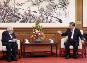 henry-kissinger-xi-jinping-1865189