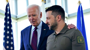 Volodymyr Zelensky e Joe Biden