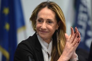 Arianna Meloni apre “sua” campagna. “Ma non mi candido”