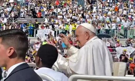 L'arrivo del Papa alla Prima Giornata Mondiale dei Bambini