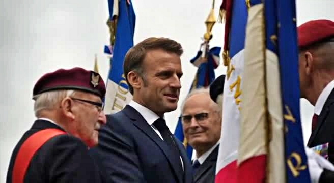 Macron apre cerimonia per 80 anni da D Day: pronti a stessi sacrifici