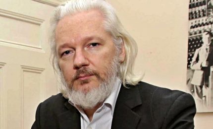 Assange patteggia con giustizia Usa, è libero