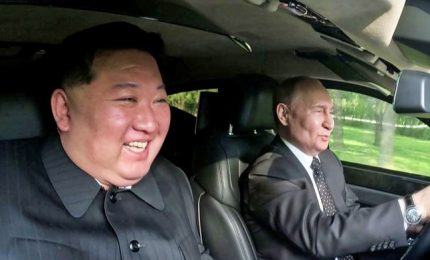 Nordcorea, Putin e Kim: dal giro in limousine alle carote ai cavalli