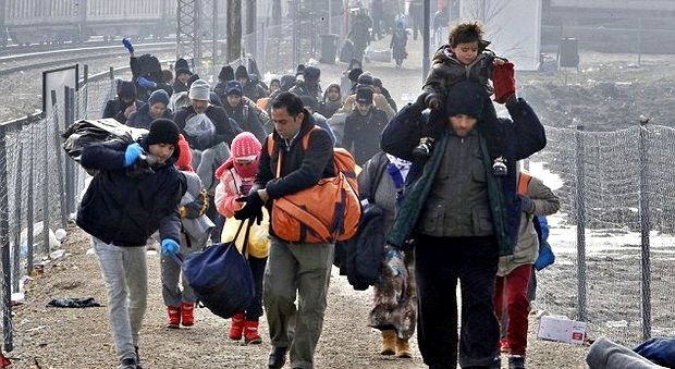 Migranti, la Finlandia approva una controversa legge. E’ polemica