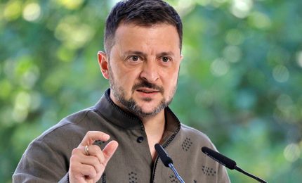 Ucraina, Zelensky licenzia il comandante delle forze aeree