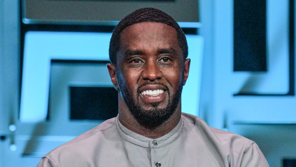 Accusato di abusi sessuali, Sean “Diddy” Combs arrestato. Legale: innocente