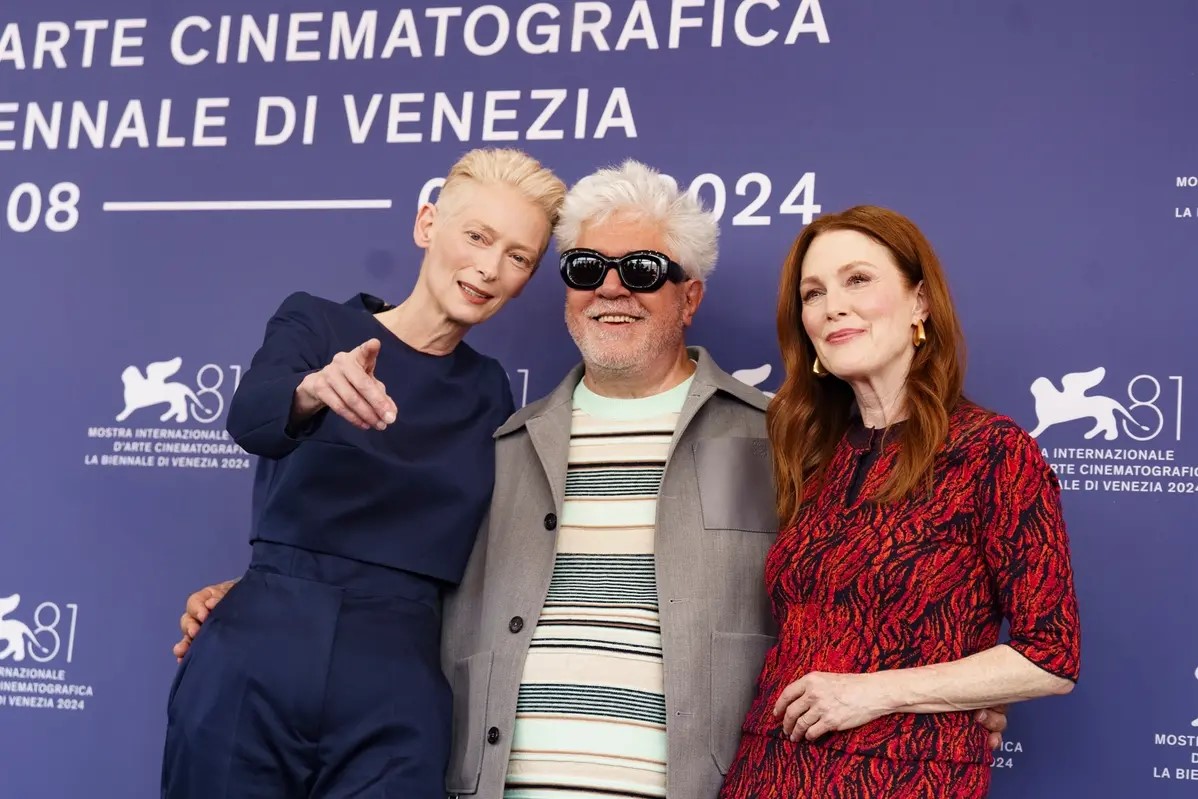 Venezia, Leone d’oro a Pedro Almodovar, “Vermiglio” Leone d’argento