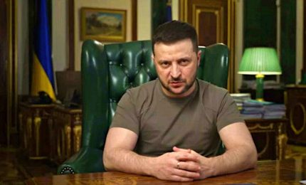 Zelensky lancia appello agli alleati (inclusa Italia): armi a lungo raggio per colpire basi russe