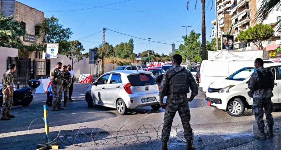 Libano sotto attacco: esplosioni simultanee, almeno 10 morti. Hezbollah accusa Israele e minaccia una “vendetta sanguinosa”