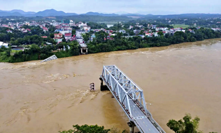 Il tifone Yagi fa crollare un ponte, decine di vittime