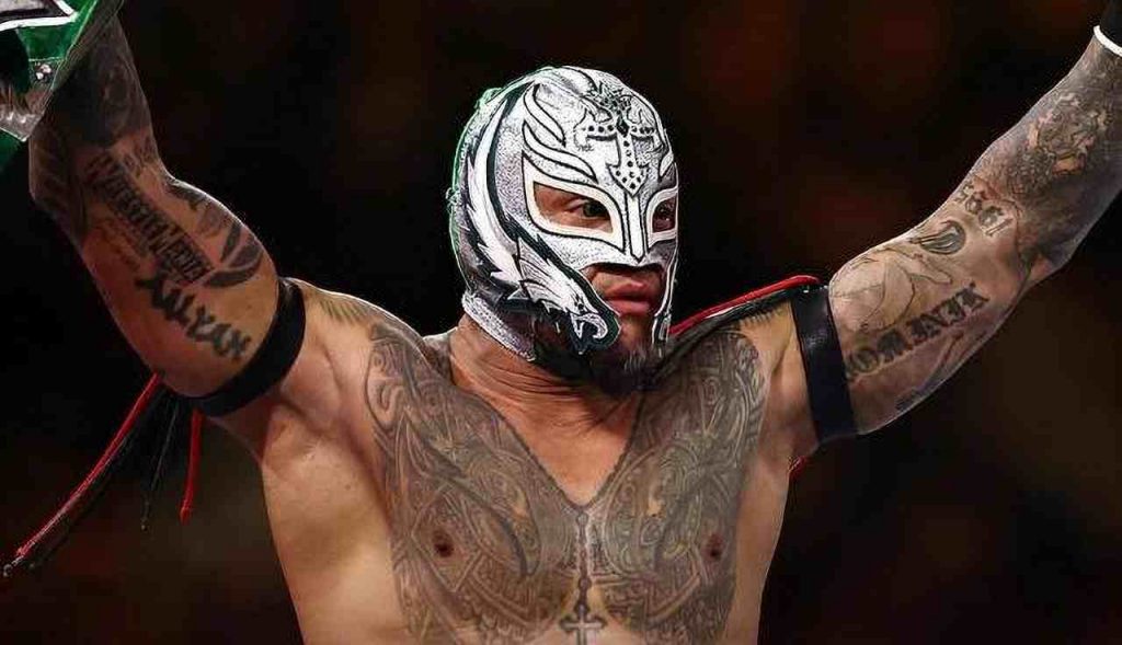 Rey-Mysterio-senior-morto-652x375 (1)