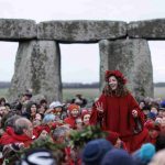 in-migliaia-a-stonehenge-celebrano-il-solstizio-d-inverno