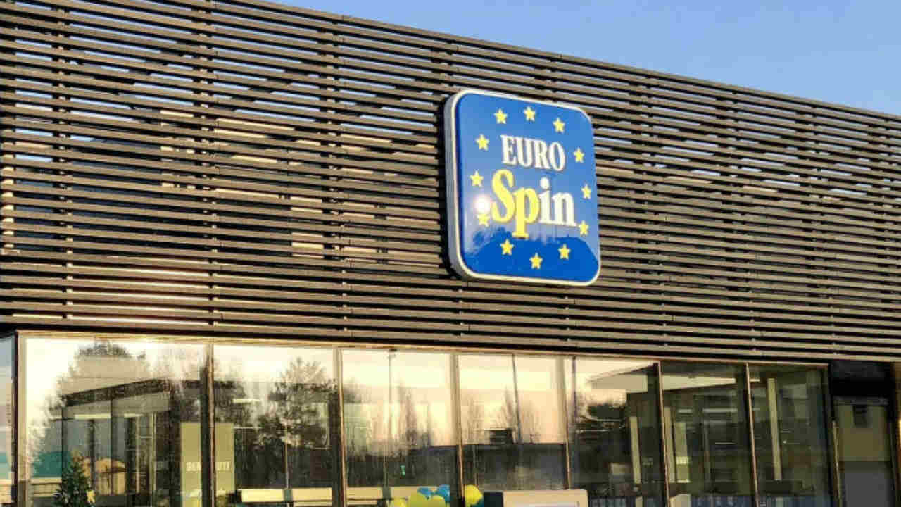 Eurospin vuole svuotare tutto il magazzino: l’elettrodomestico più atteso finalmente è in vendita | A neanche 90€ te lo porti a casa