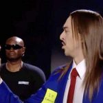 “Insulta gli italiani con un cliché”: tempesta all’Eurovision per “Tiramisù remix” di Tommy Cash